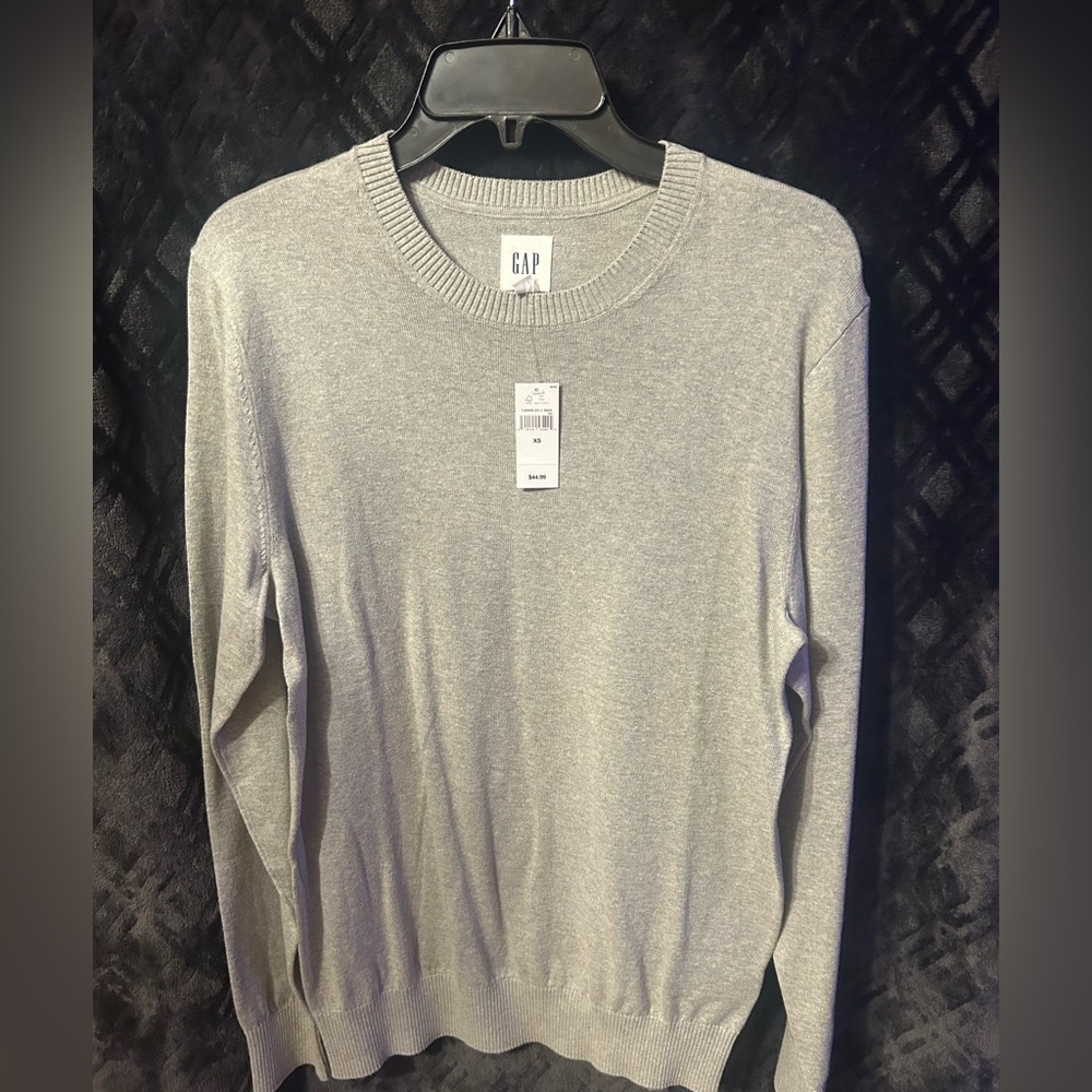 GAP Men's Light Gray Crewneck Sweater